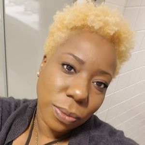 Meet your Posher, Tanzia